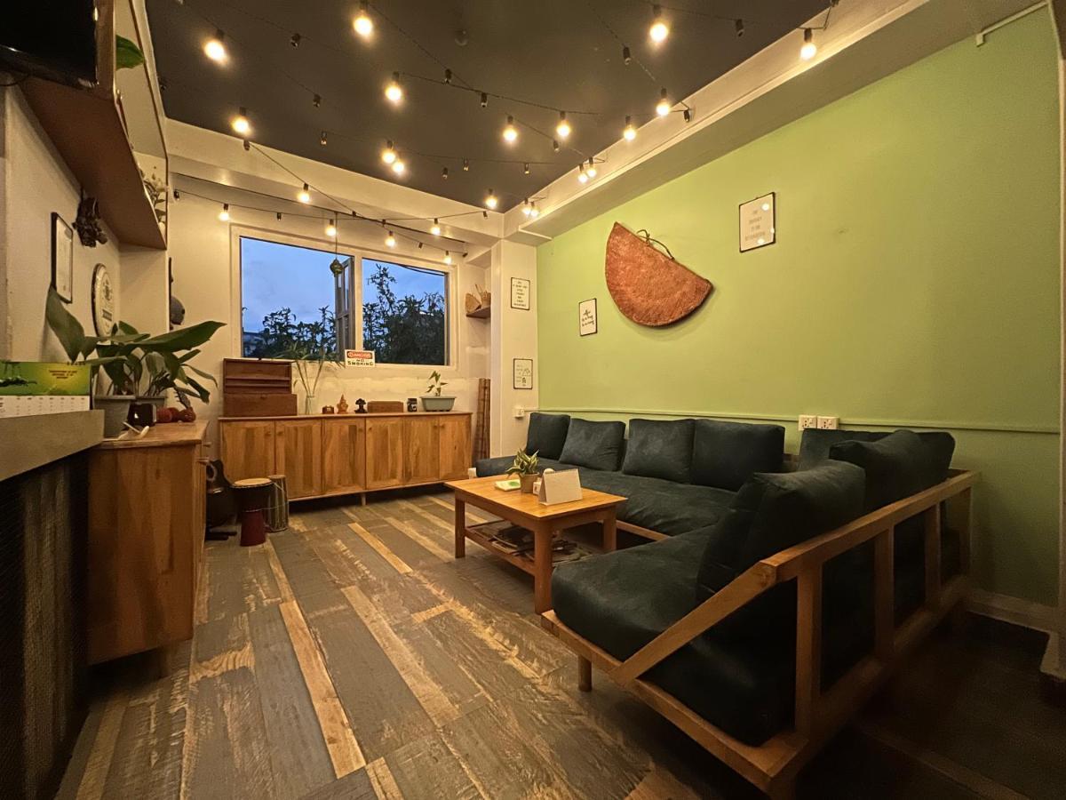 Gaurishankar Backpackers Hostel 포카라 외부 사진