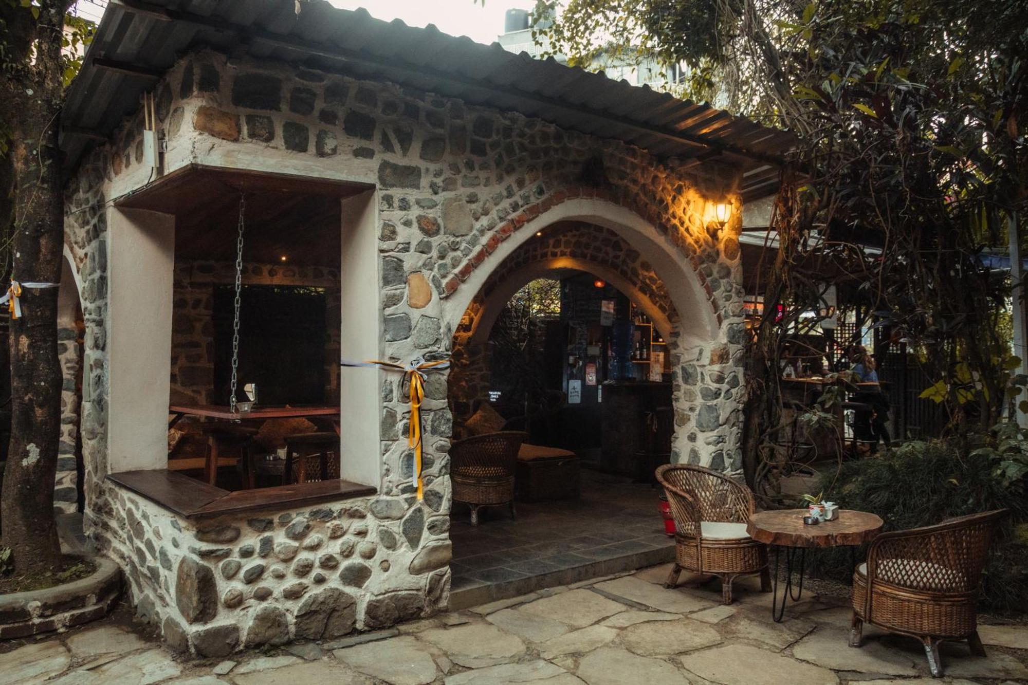 Gaurishankar Backpackers Hostel 포카라 외부 사진