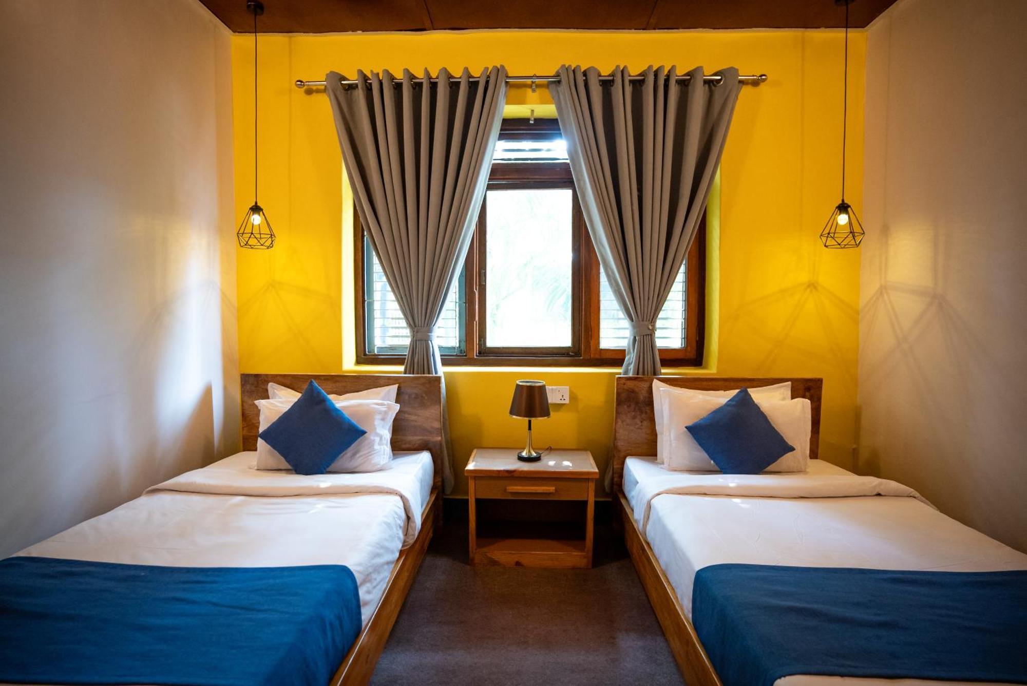 Gaurishankar Backpackers Hostel 포카라 외부 사진