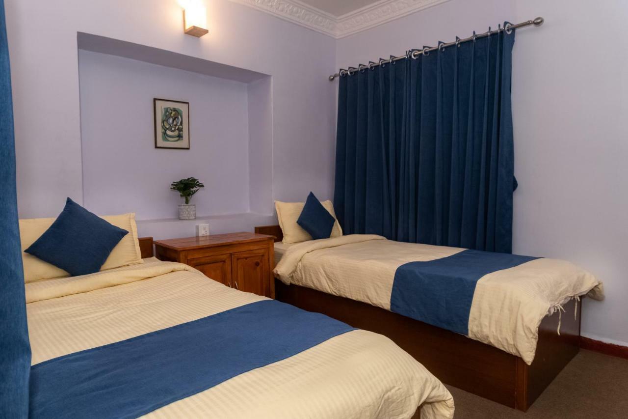 Gaurishankar Backpackers Hostel 포카라 외부 사진