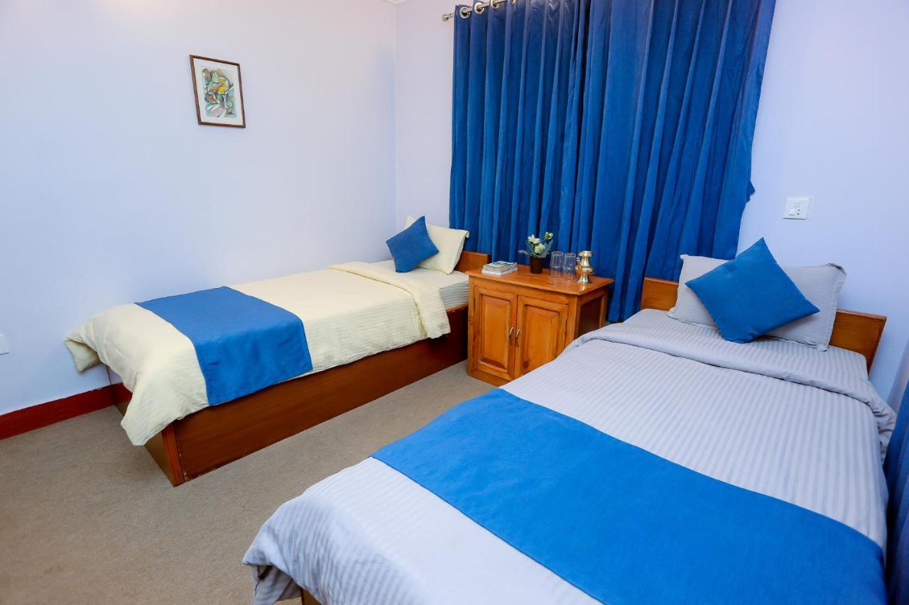 Gaurishankar Backpackers Hostel 포카라 외부 사진